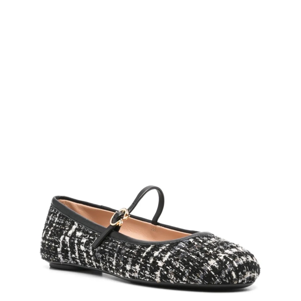 Gianvito Rossi Black and White Flats Elegant Loafers